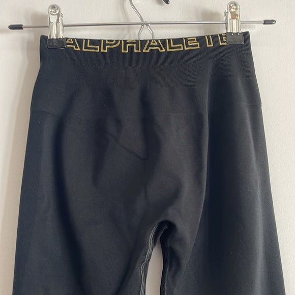 Alphalete Amplify SE Gravity Leggings Small Black Special Edition Graphic - Picture 4 of 10